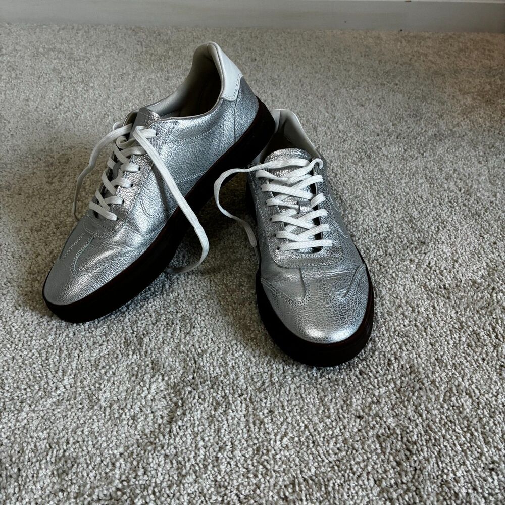 Vagabond Shoemakers Cody Metallic Silver Leather Sneakers NWOT Size 7